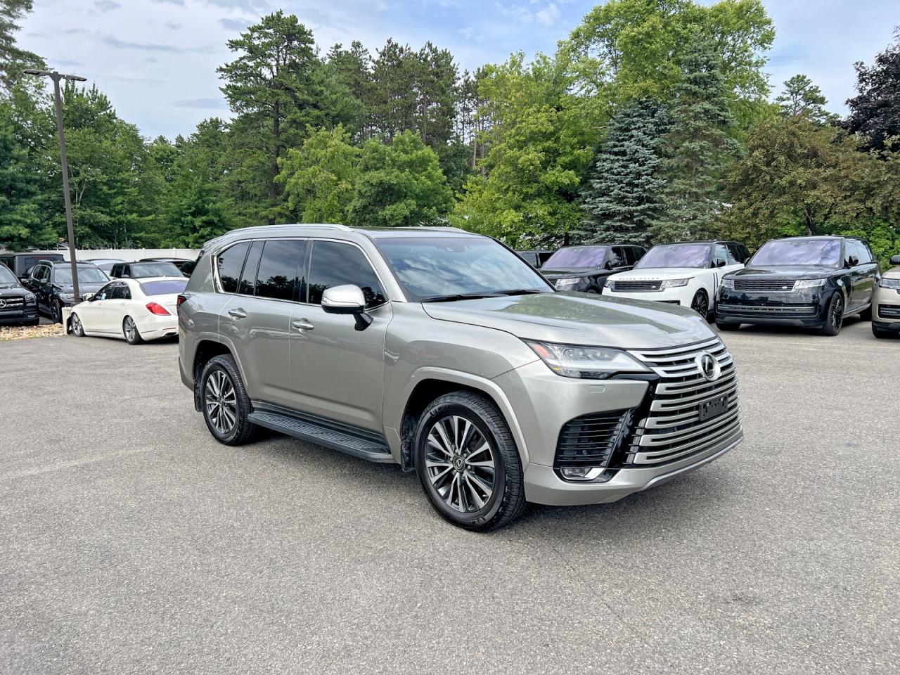 2023 LEXUS
