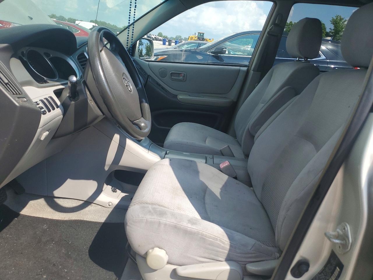 2005 TOYOTA HIGHLANDER