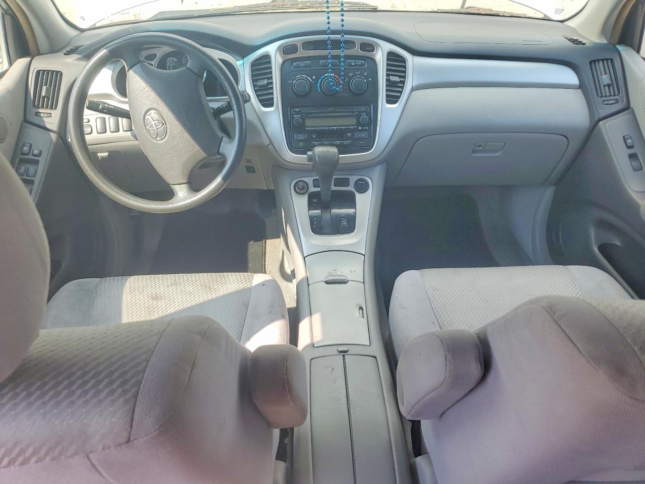 2005 TOYOTA HIGHLANDER