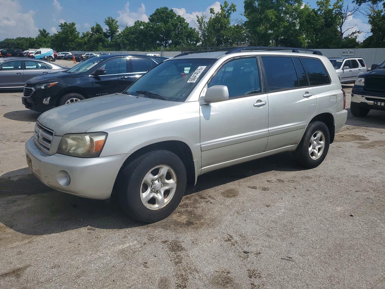 2005 TOYOTA HIGHLANDER