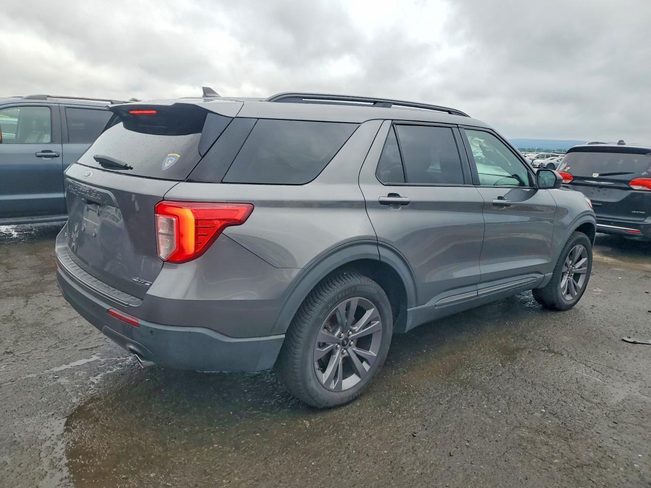 2022 FORD EXPLORER