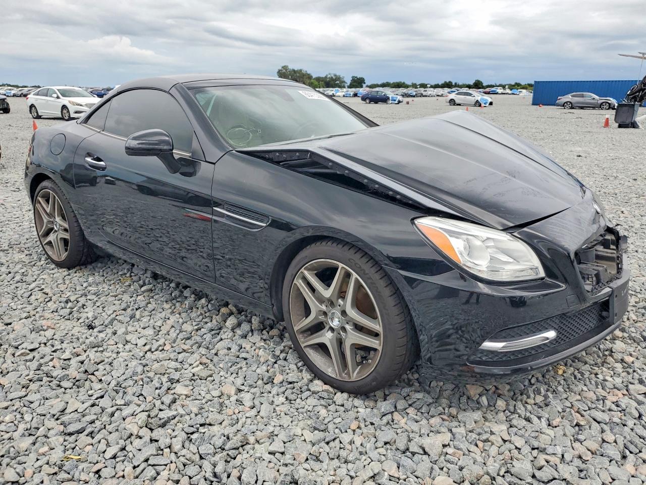 2013 MERCEDES-BENZ SLK-CLASS