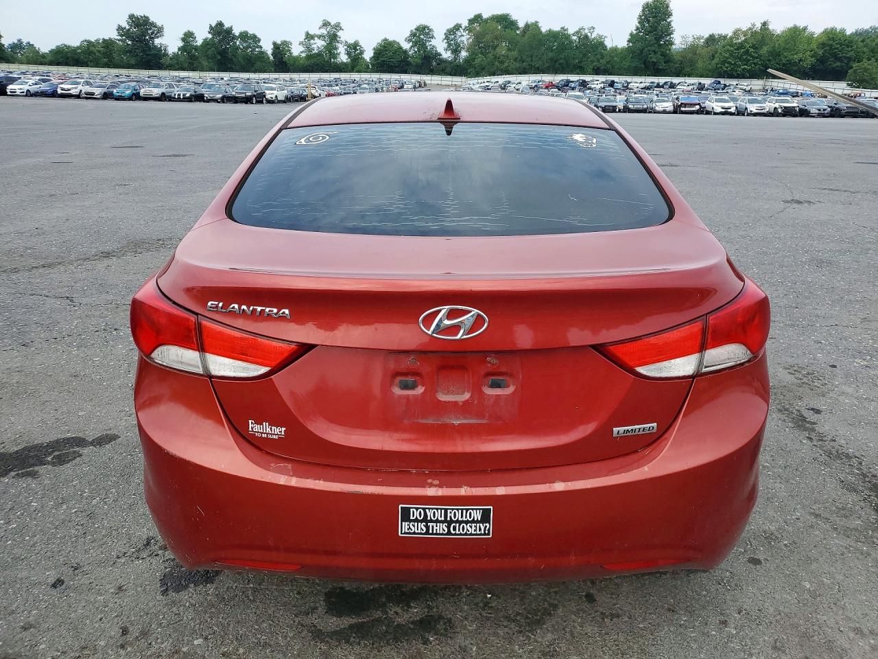 2013 HYUNDAI ELANTRA