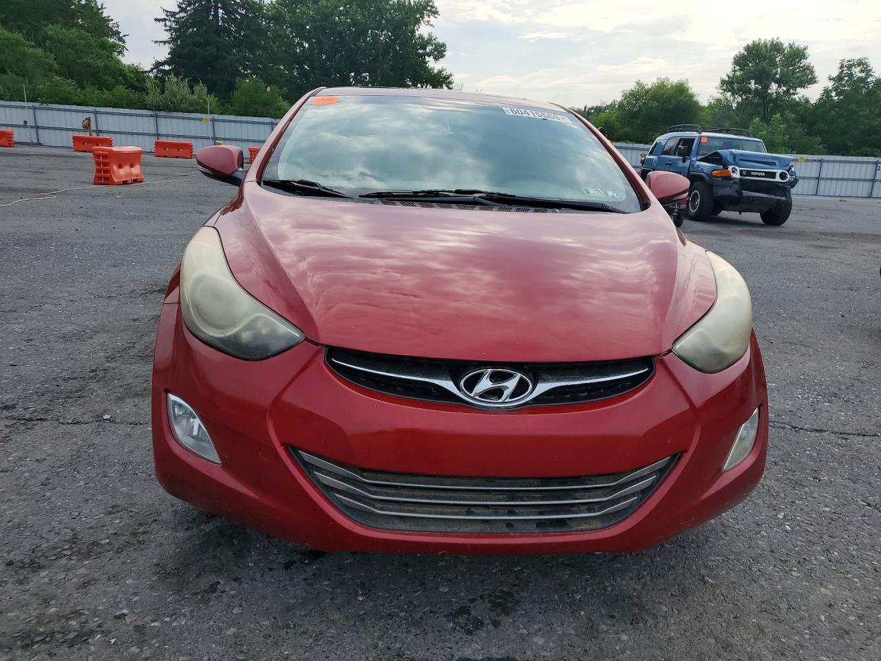 2013 HYUNDAI ELANTRA