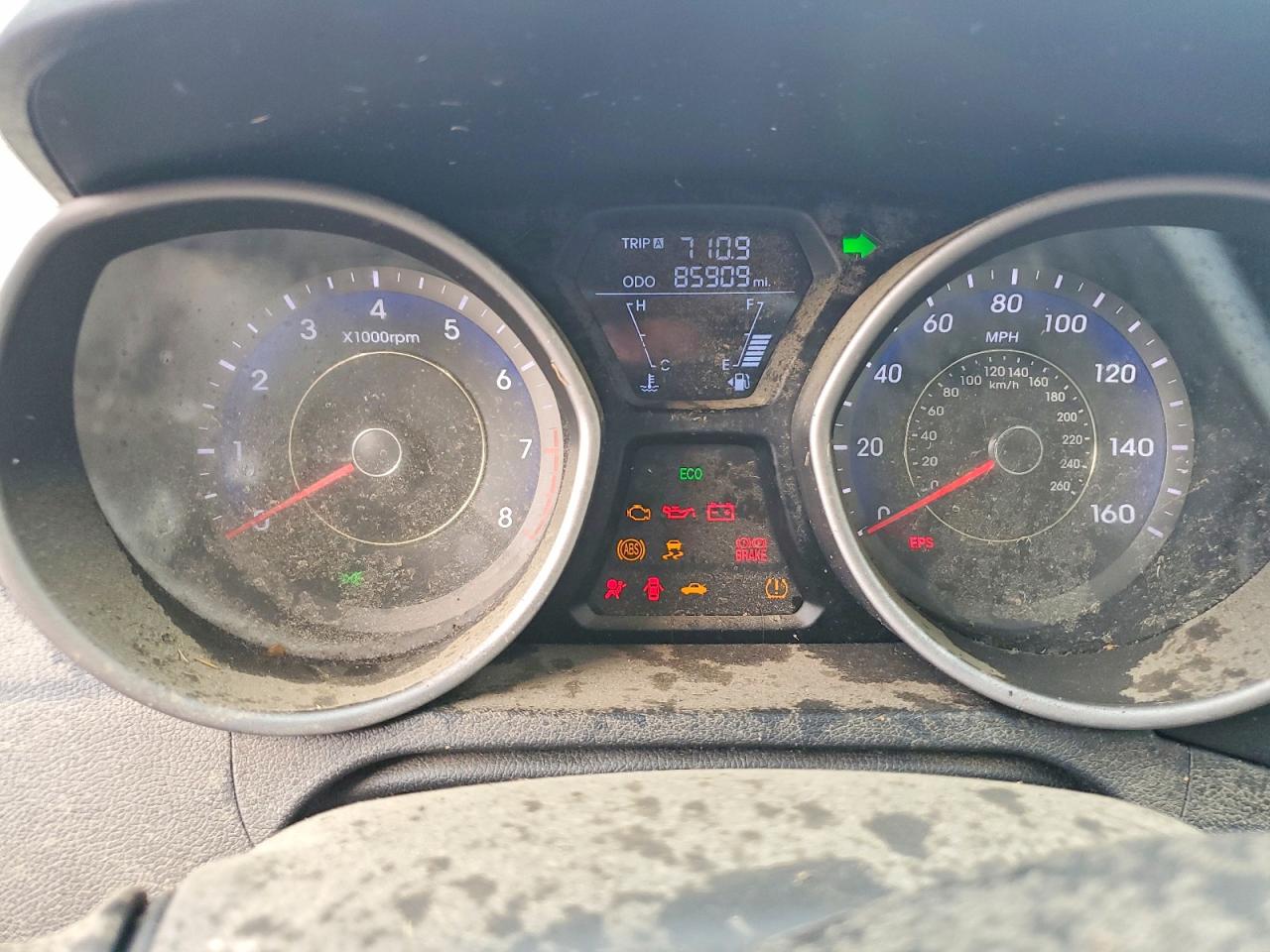 2013 HYUNDAI ELANTRA