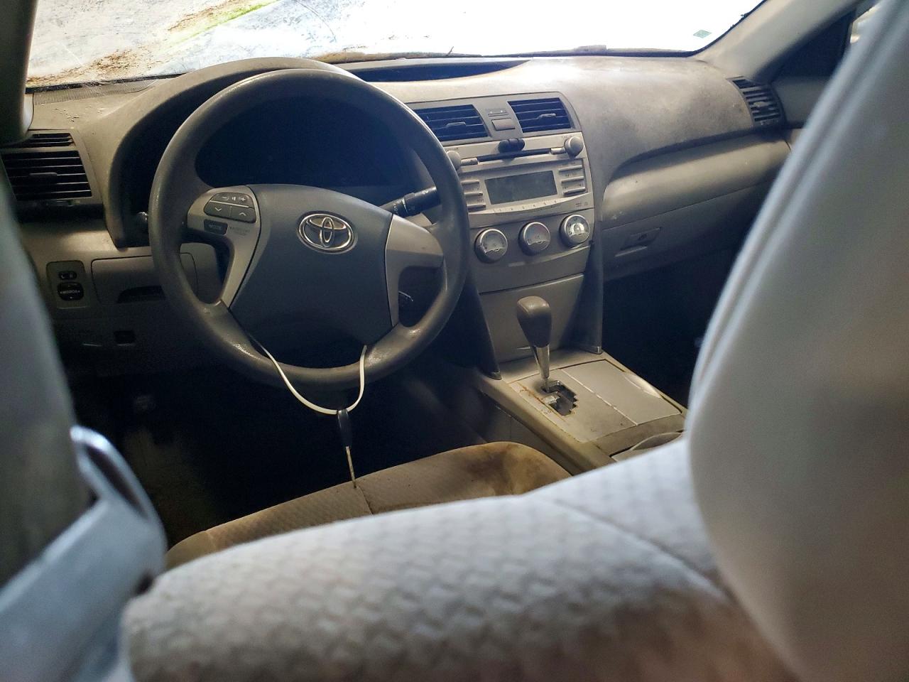 2011 TOYOTA CAMRY