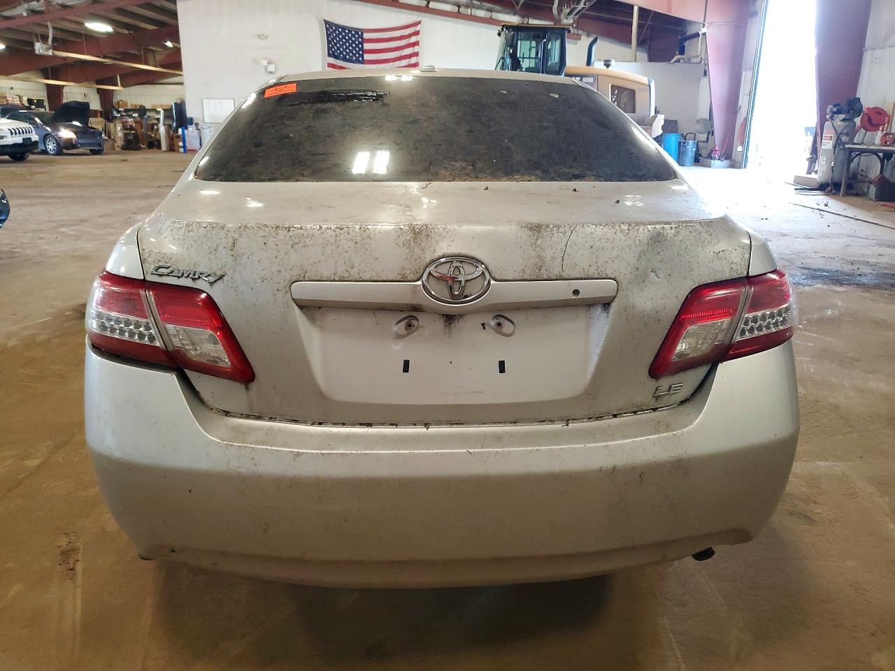 2011 TOYOTA CAMRY
