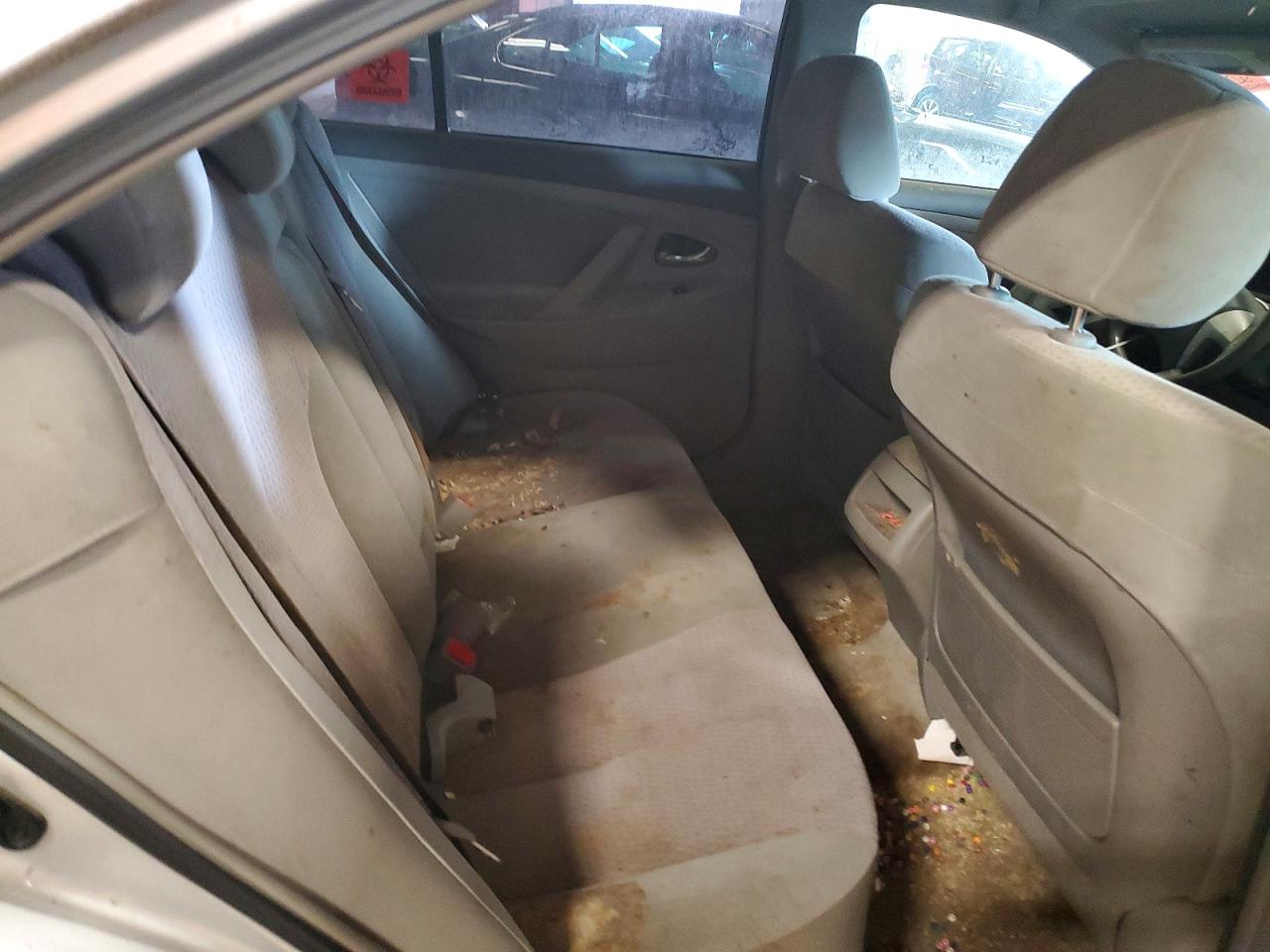 2011 TOYOTA CAMRY