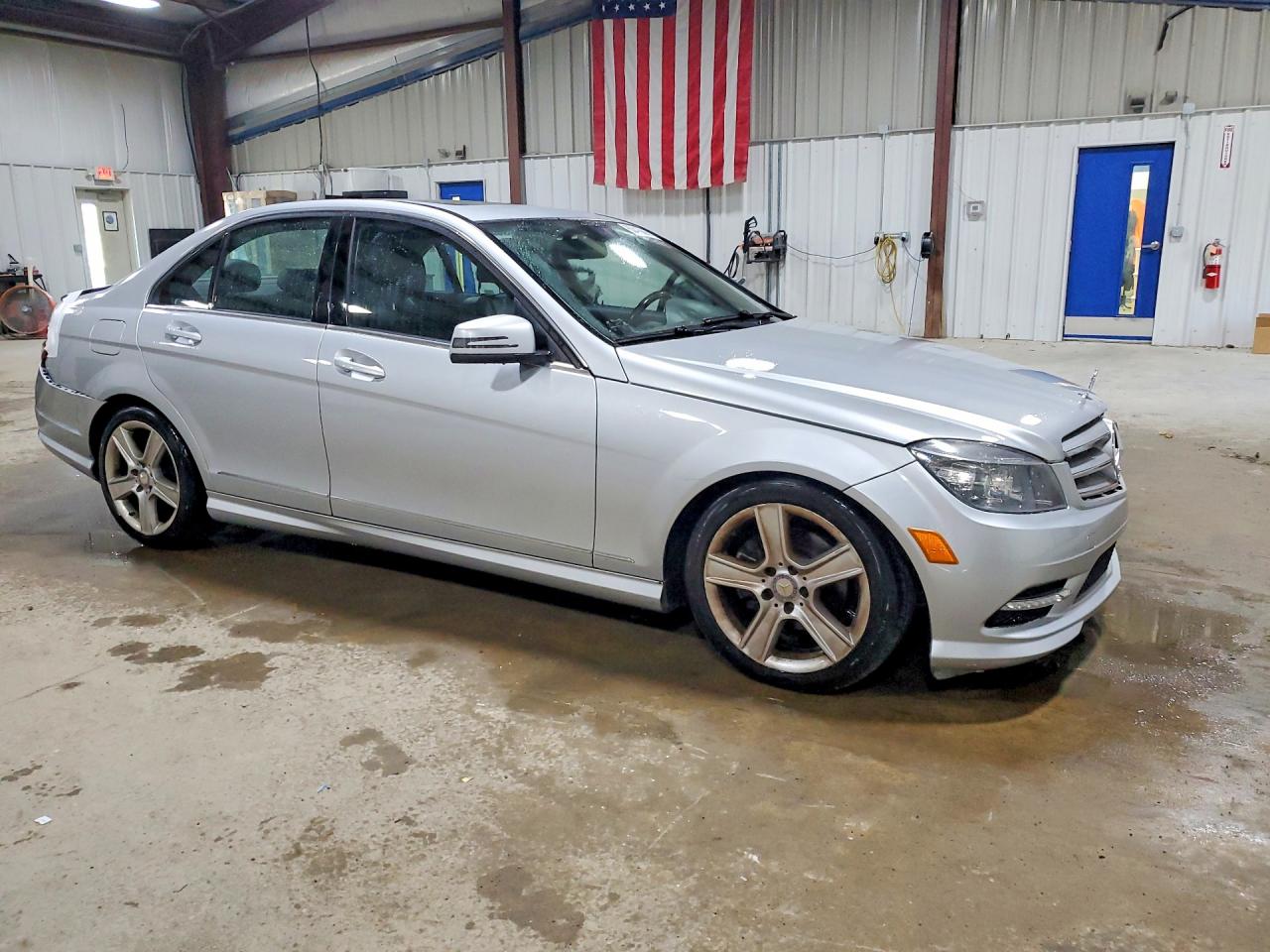 2011 MERCEDES-BENZ C-CLASS
