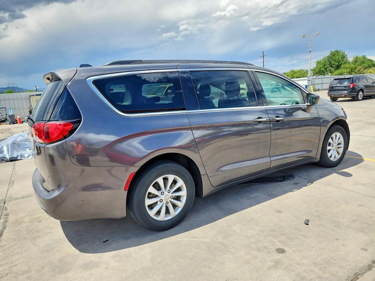 2017 CHRYSLER All Models