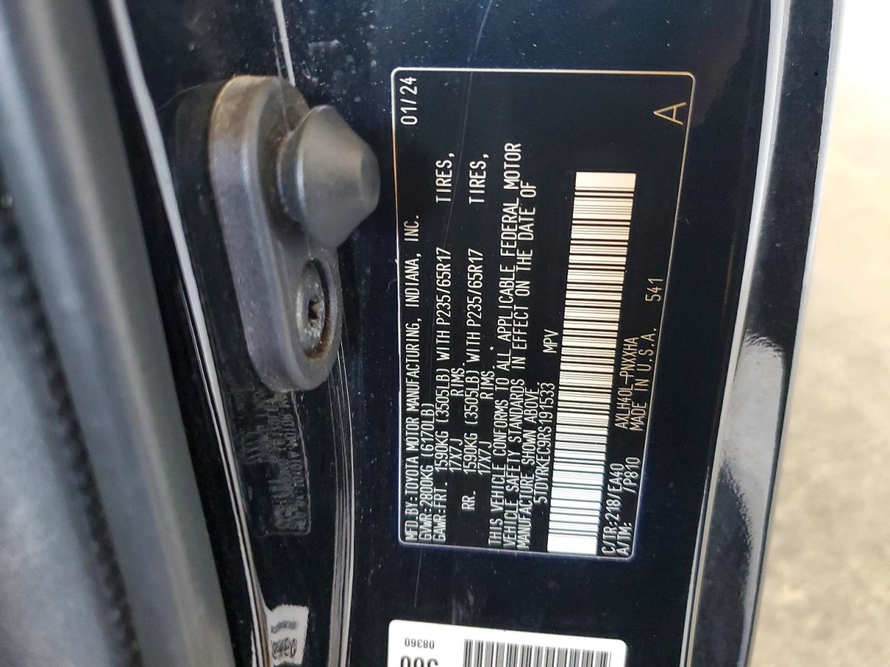 2024 TOYOTA SIENNA
