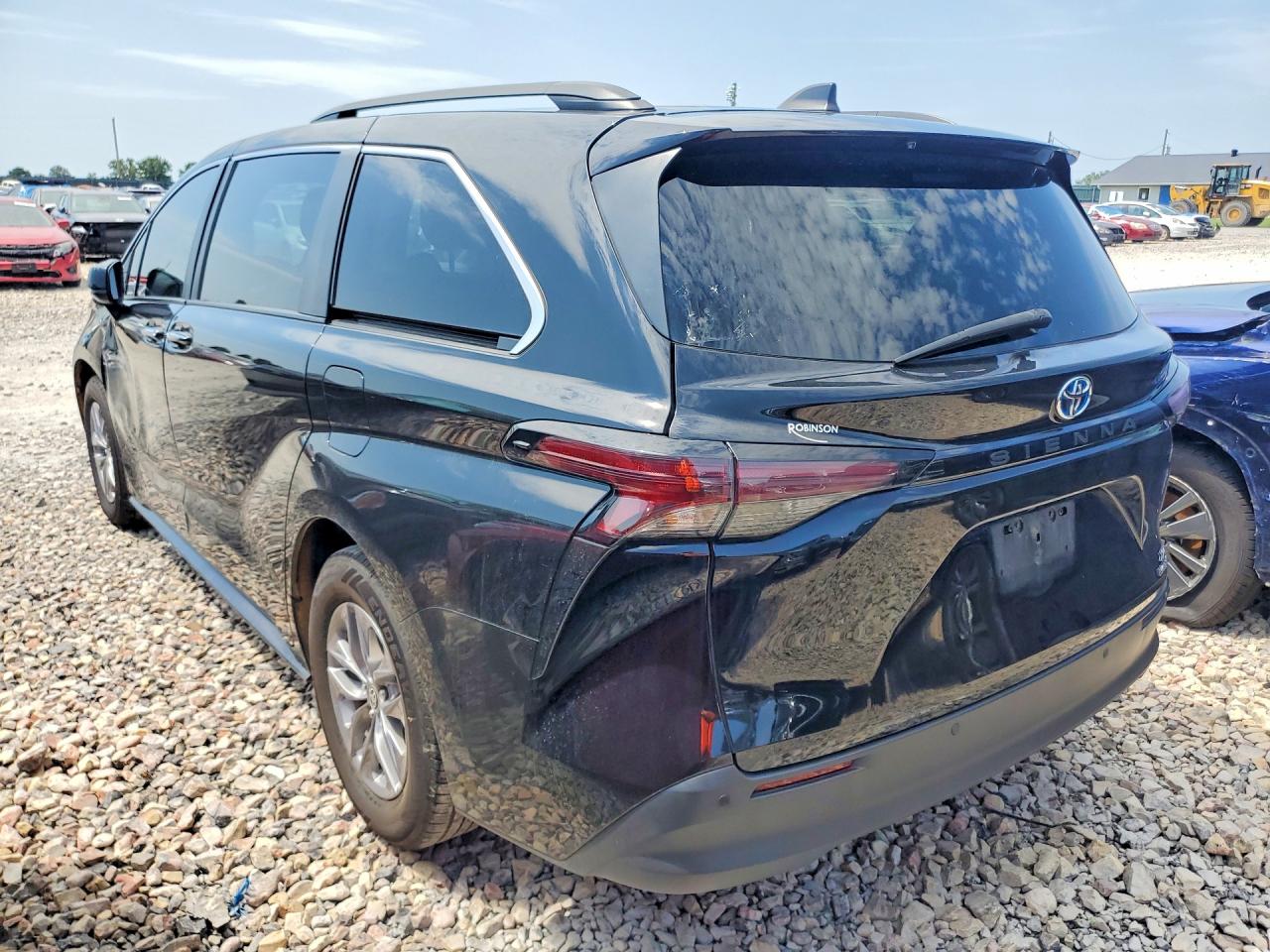2024 TOYOTA SIENNA
