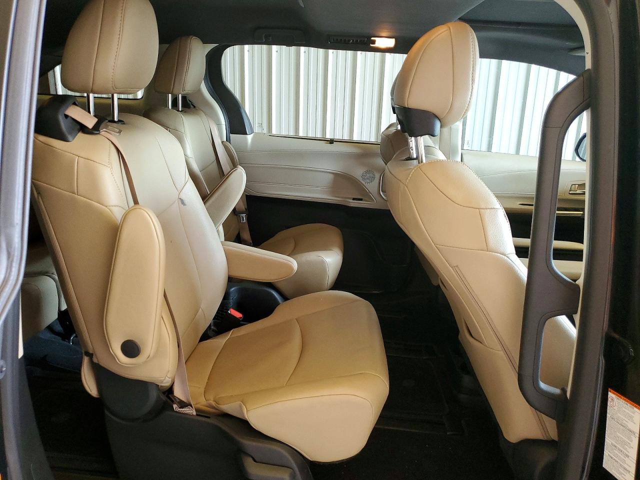 2024 TOYOTA SIENNA