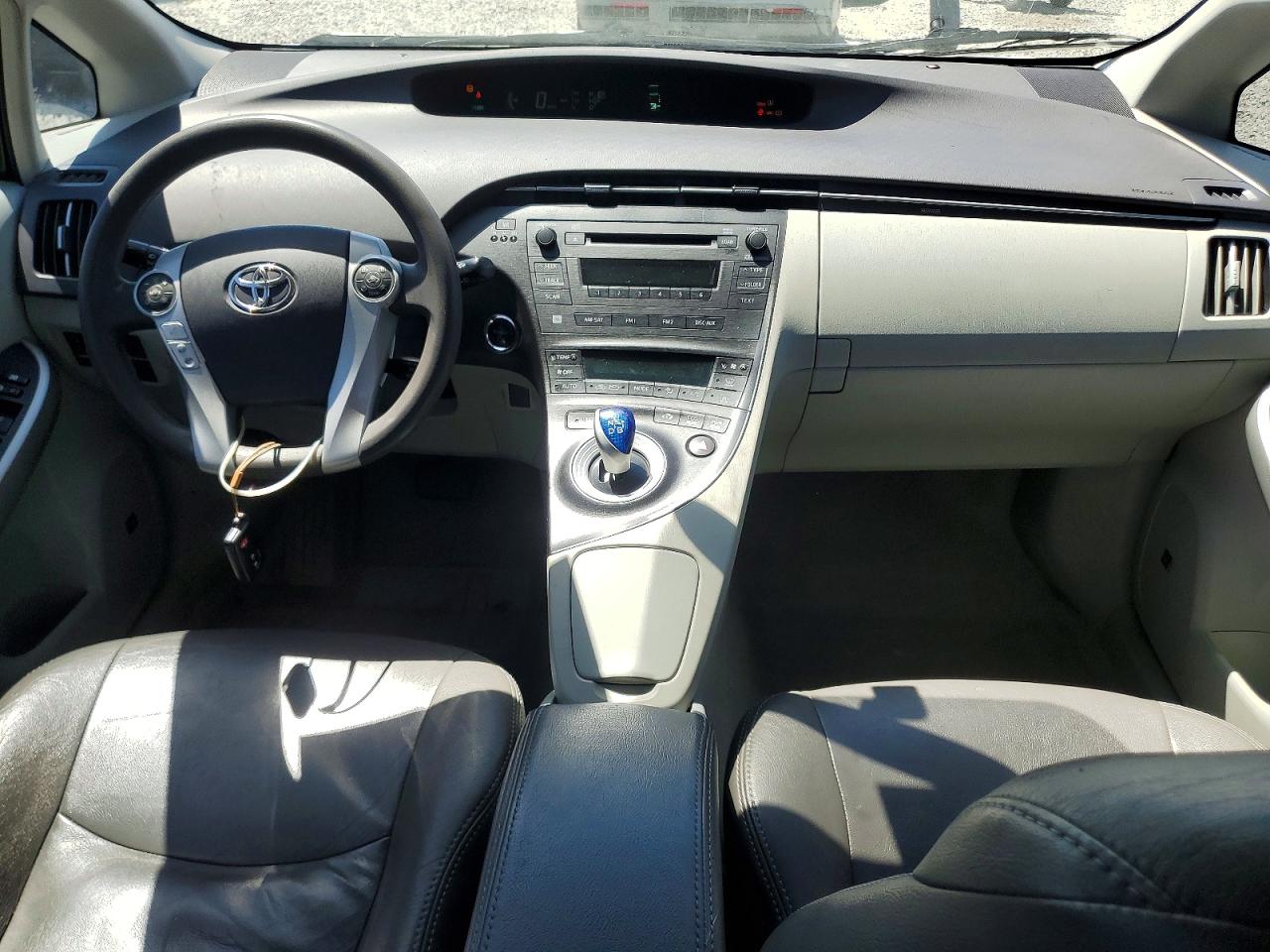 2010 TOYOTA PRIUS
