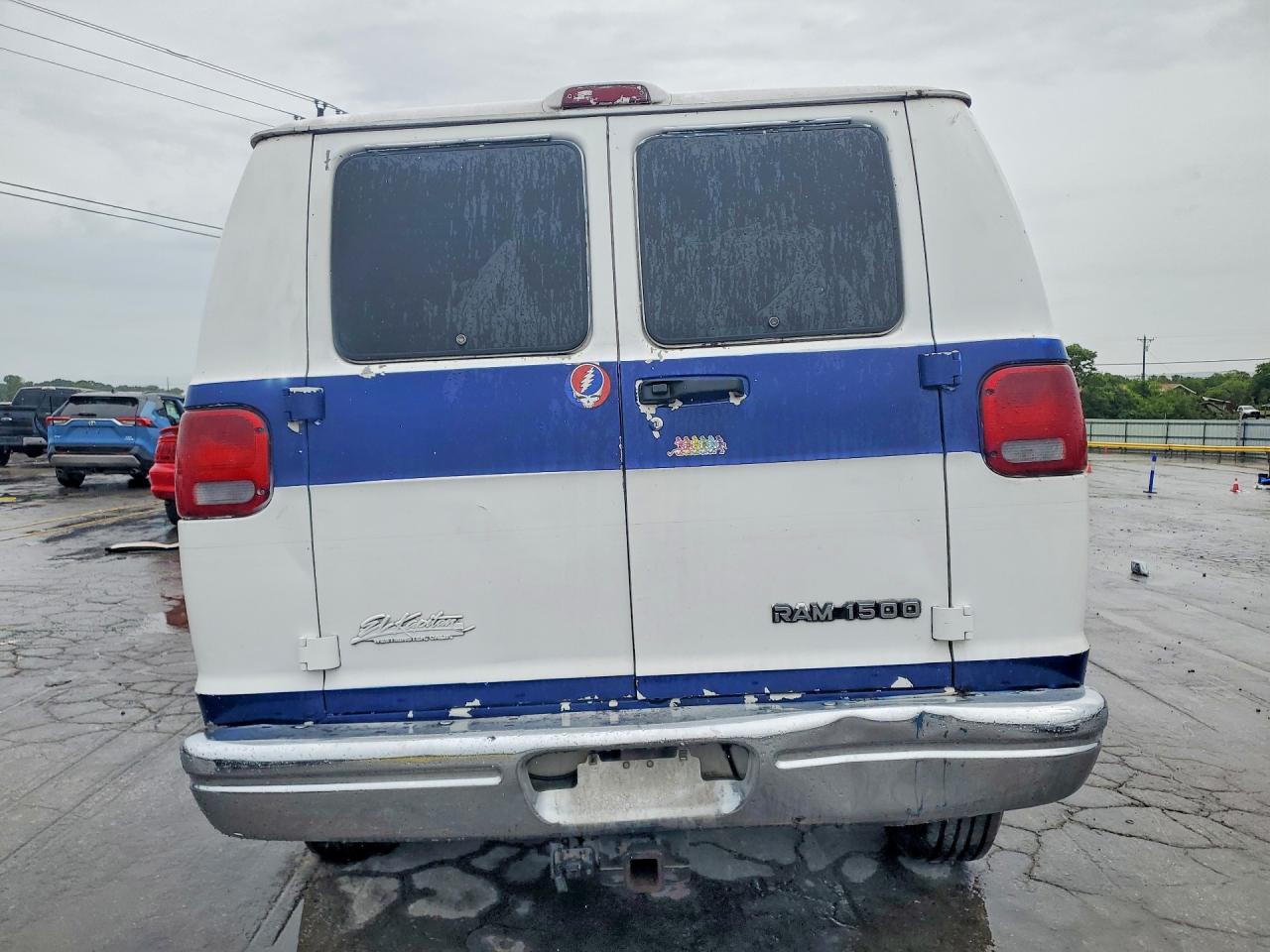 2003 DODGE B SERIES