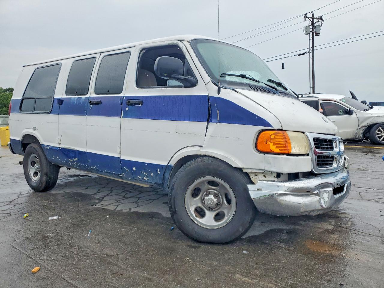 2003 DODGE B SERIES