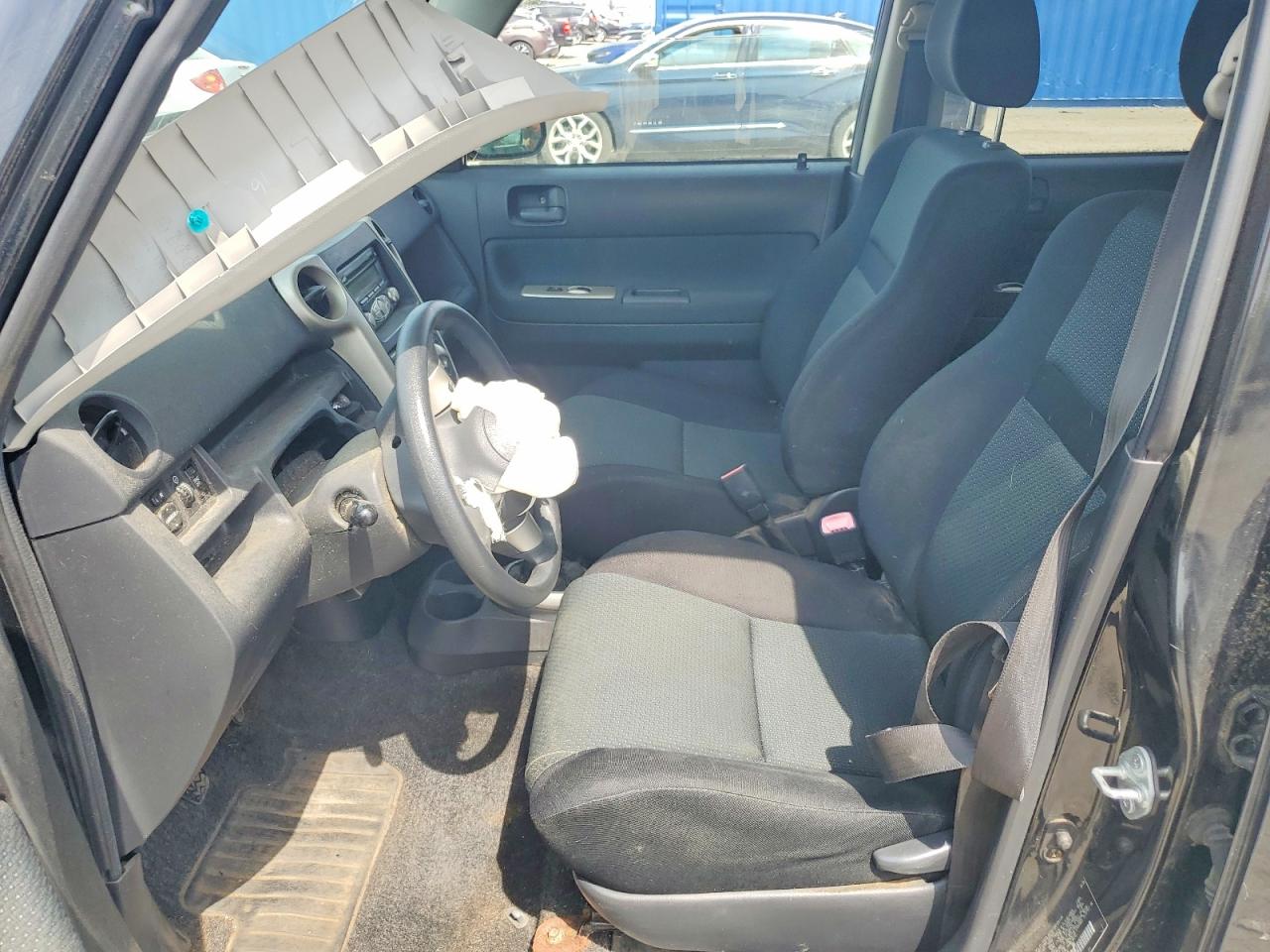 2006 TOYOTA SCION