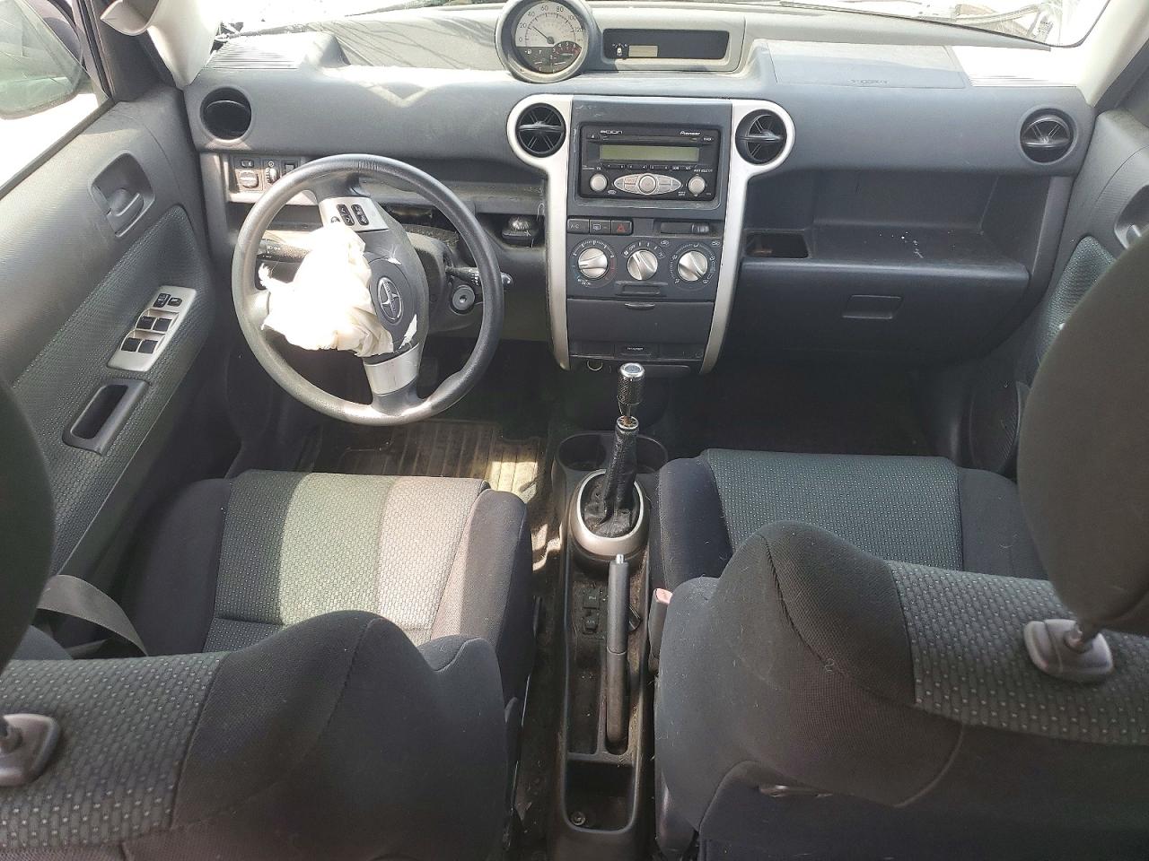 2006 TOYOTA SCION