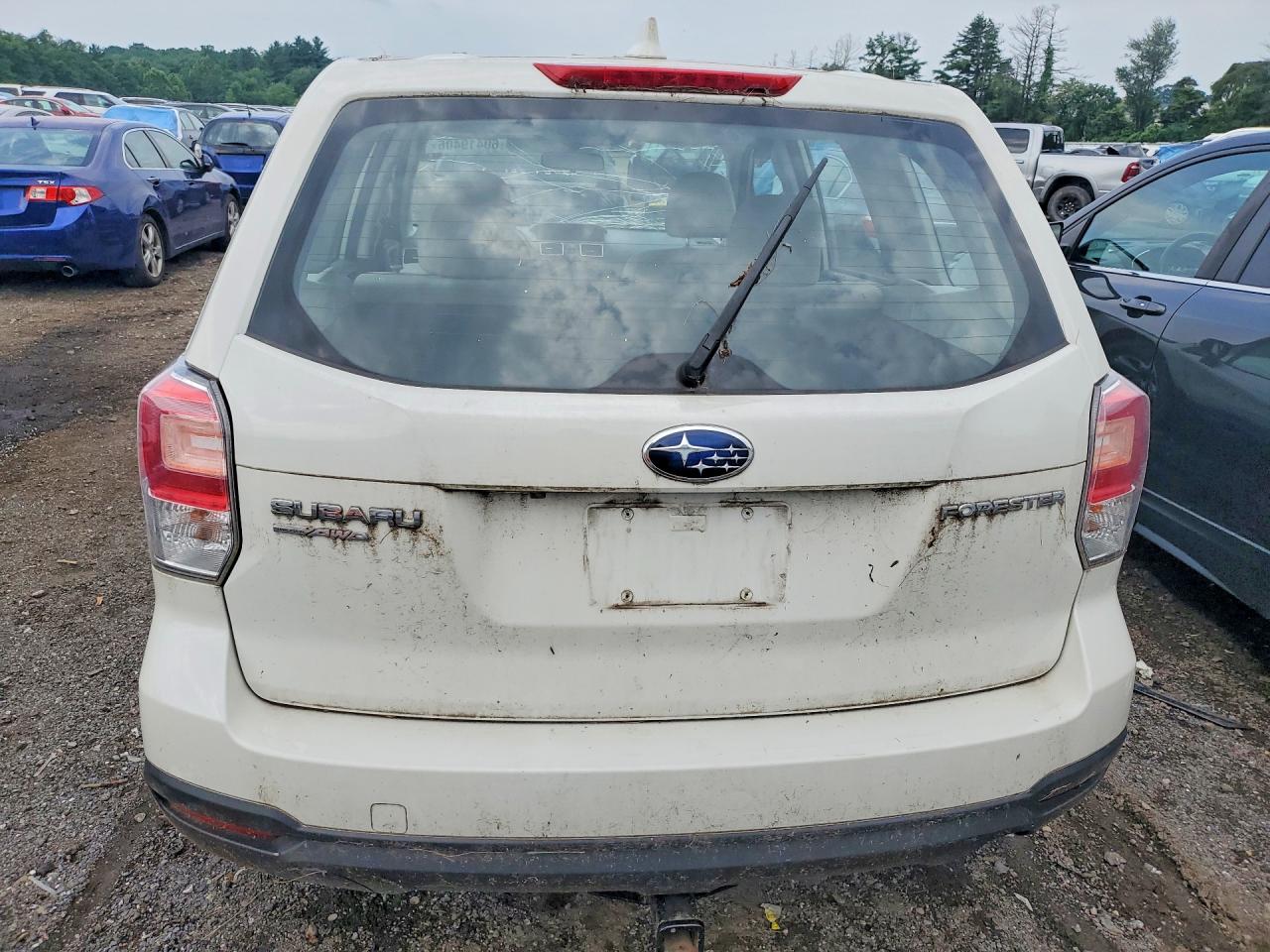 2017 SUBARU FORESTER
