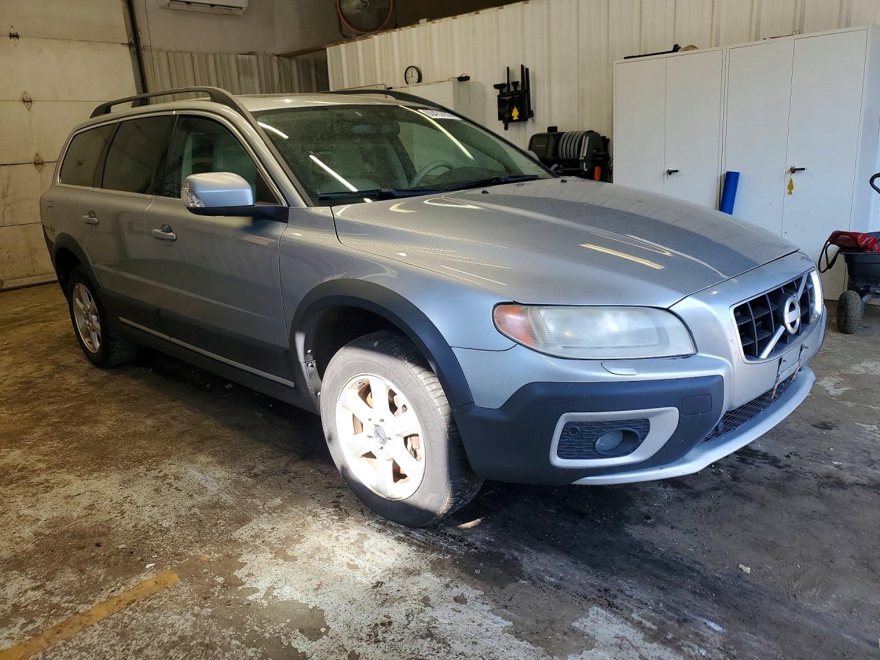 2010 VOLVO XC70