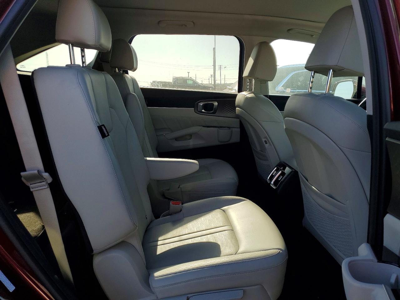 2025 KIA SORENTO