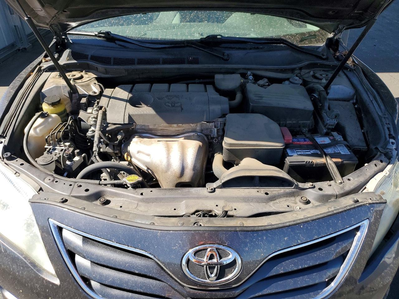 2011 TOYOTA CAMRY