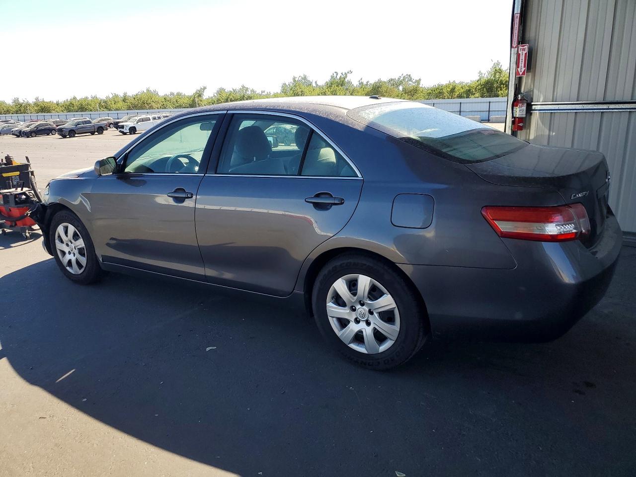 2011 TOYOTA CAMRY