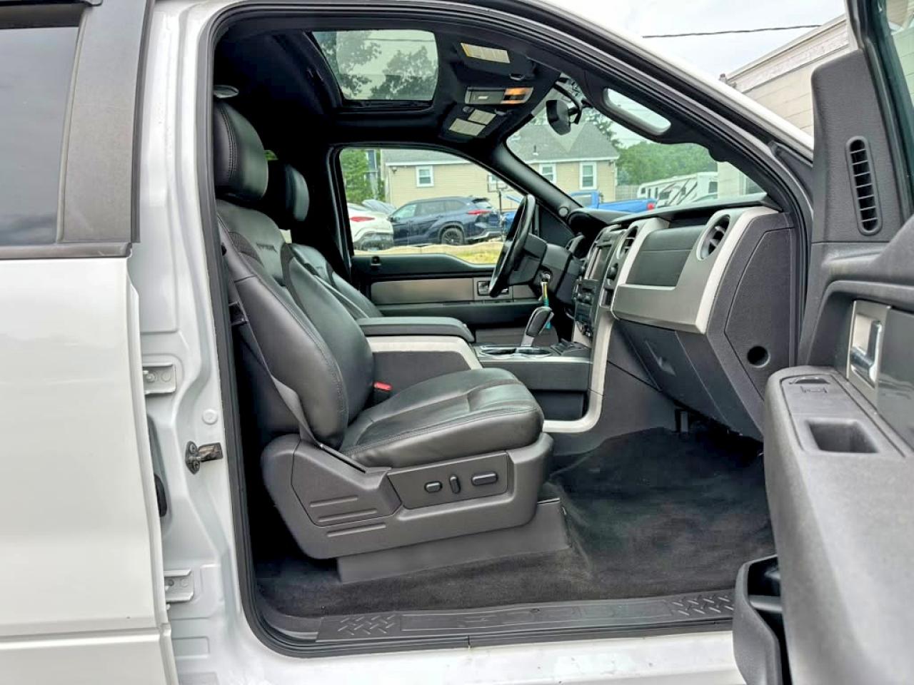2012 FORD F150