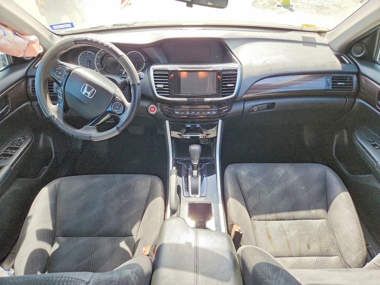 2017 HONDA ACCORD
