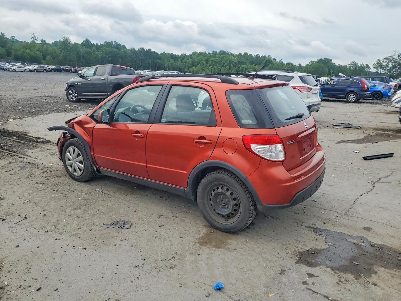 2011 SUZUKI SX4