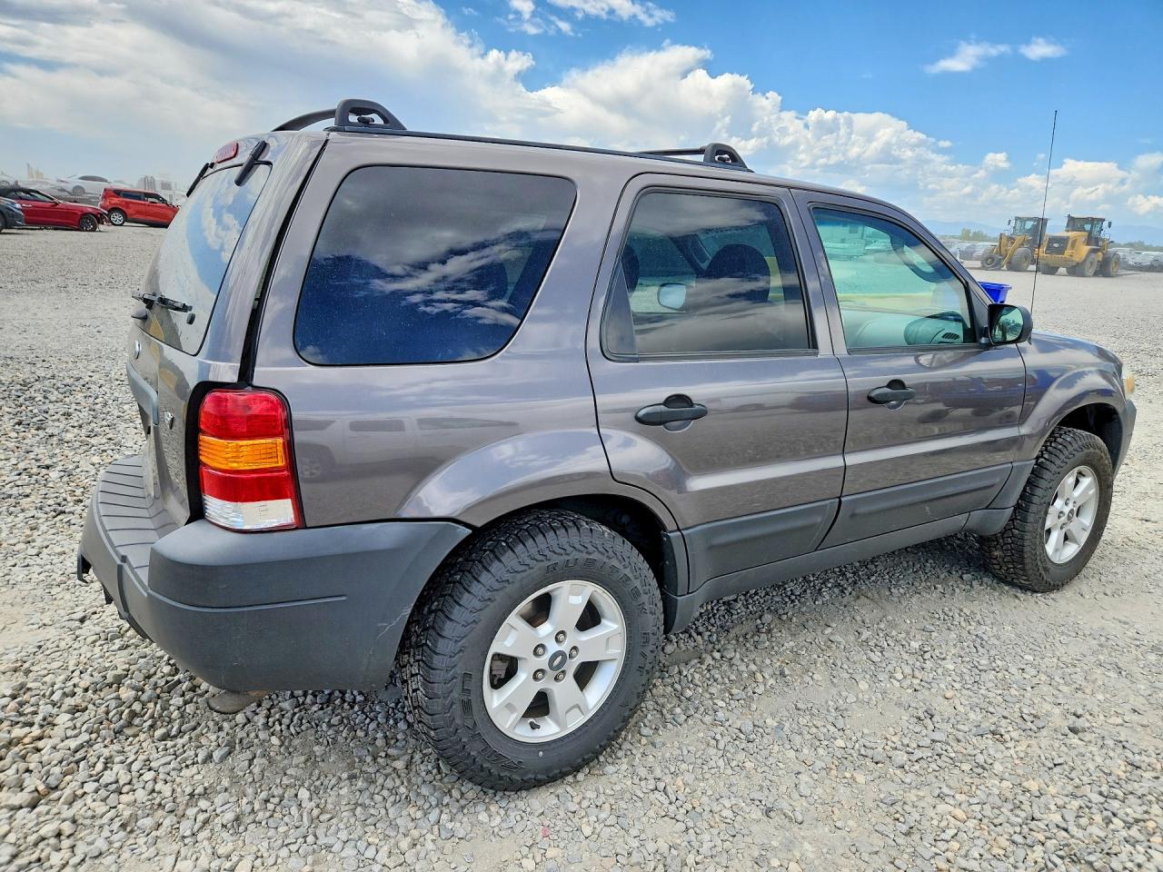 2005 FORD ESCAPE