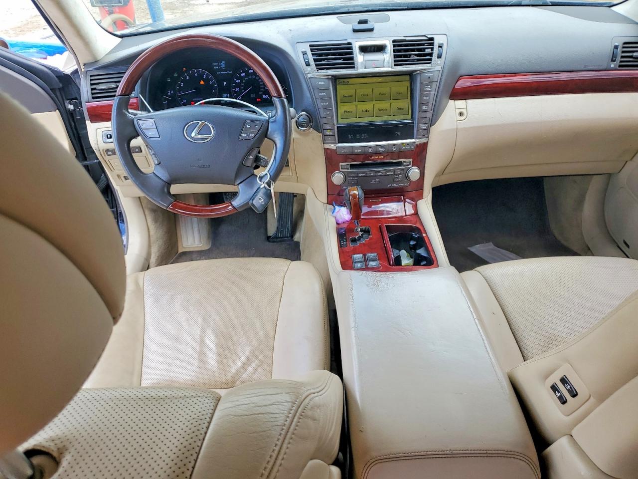 2010 LEXUS LS460