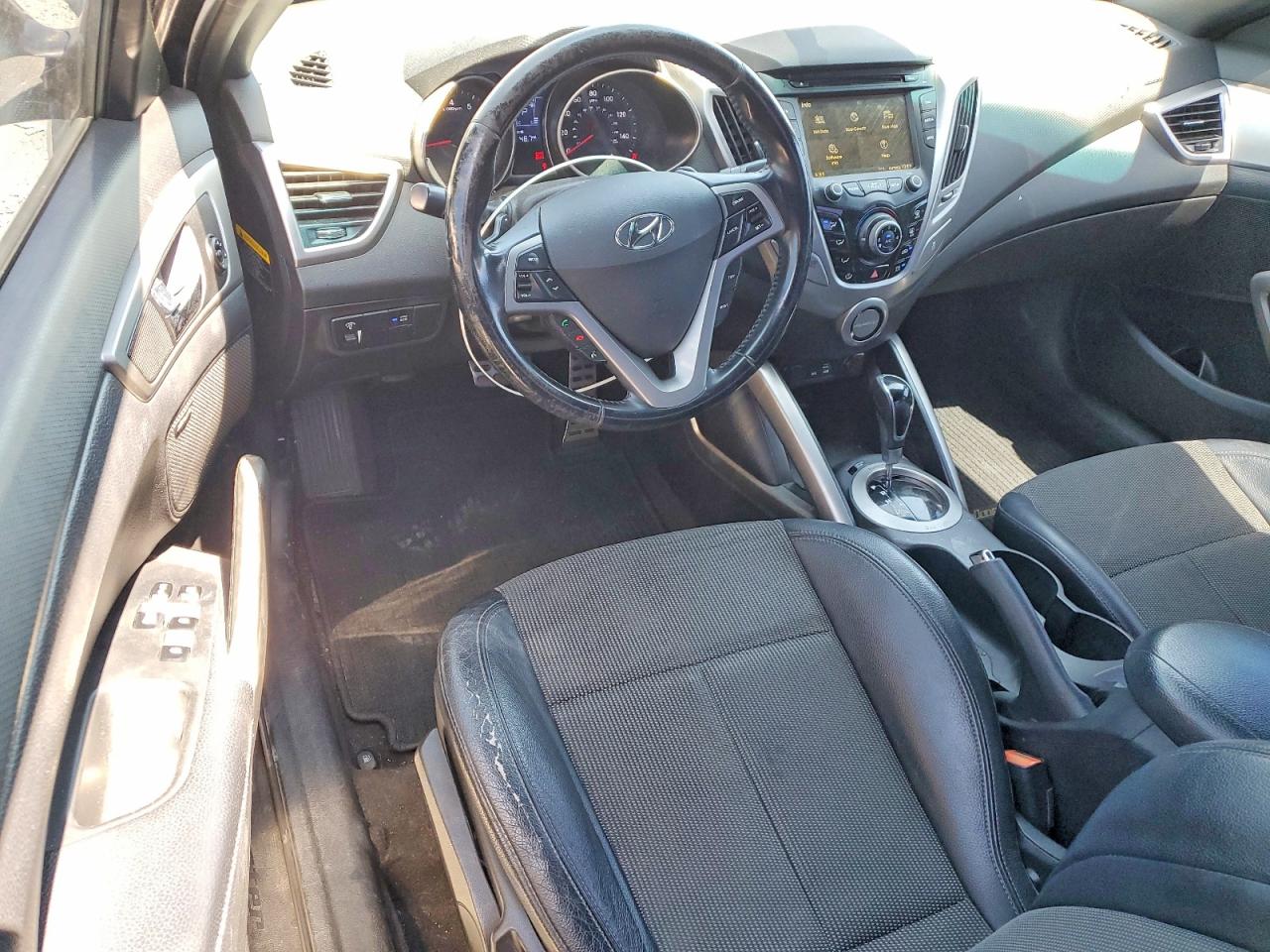 2016 HYUNDAI VELOSTER