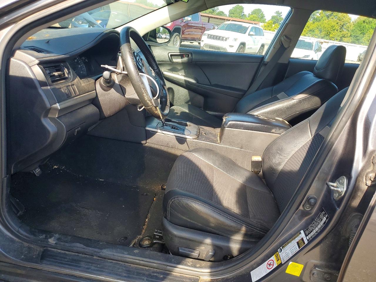 2014 TOYOTA CAMRY