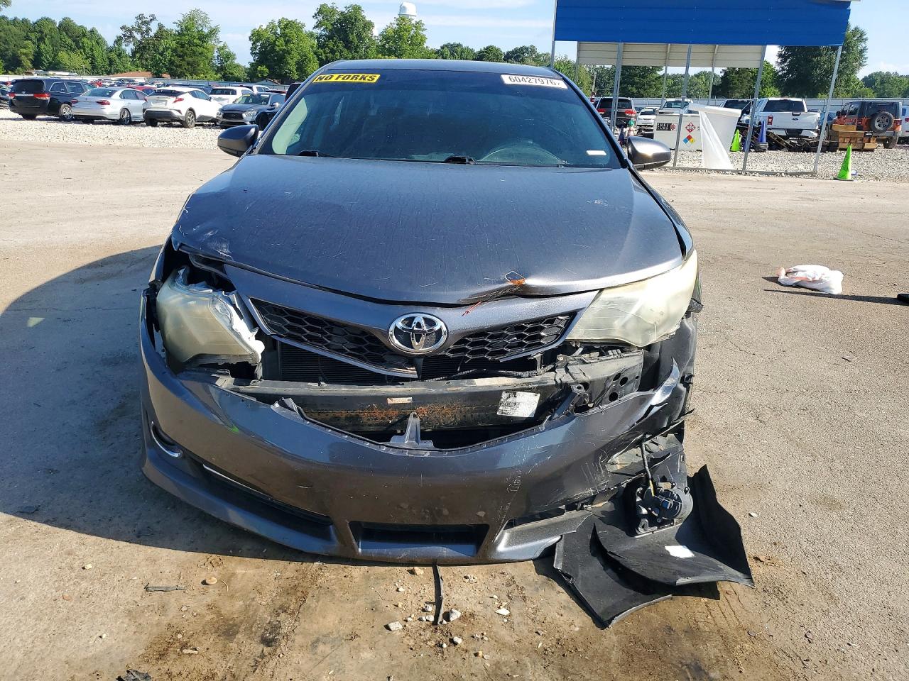 2014 TOYOTA CAMRY