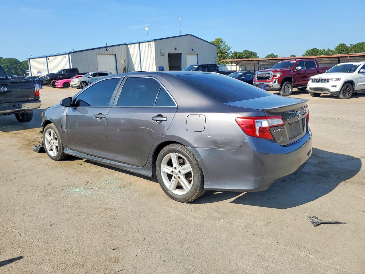 2014 TOYOTA CAMRY