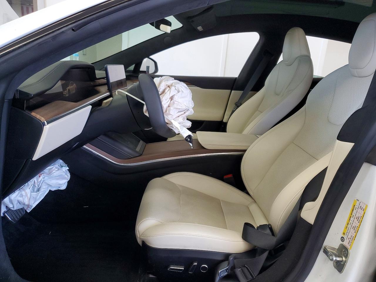 2024 TESLA MODEL S