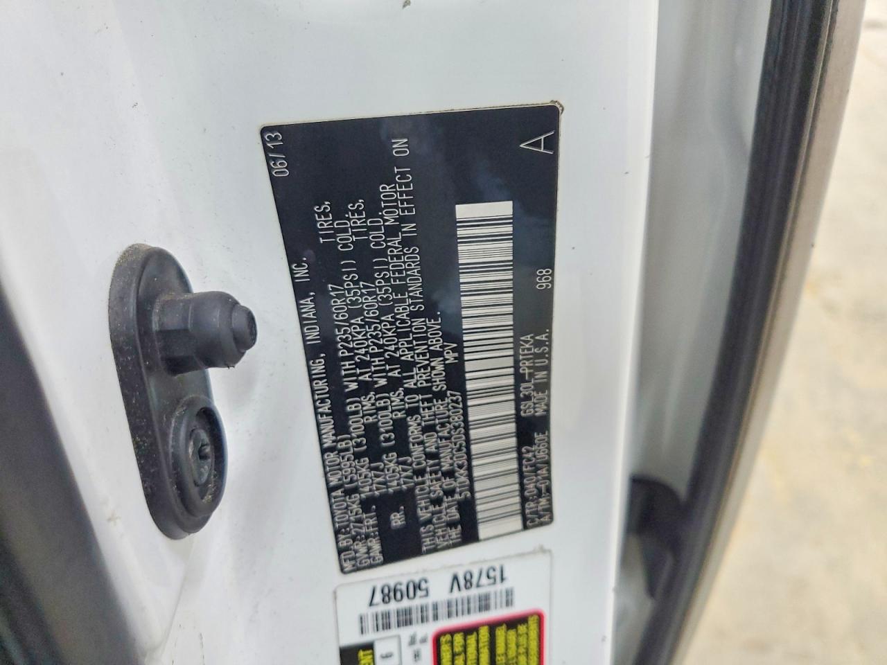 2013 TOYOTA SIENNA