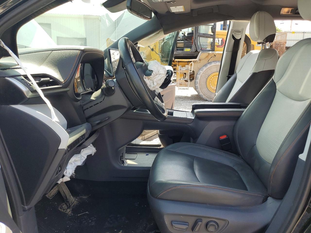 2021 TOYOTA SIENNA