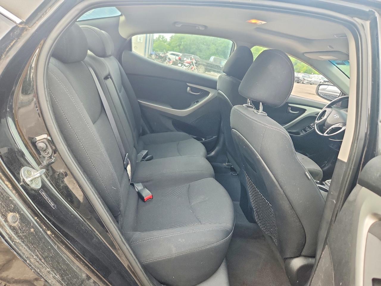 2015 HYUNDAI ELANTRA