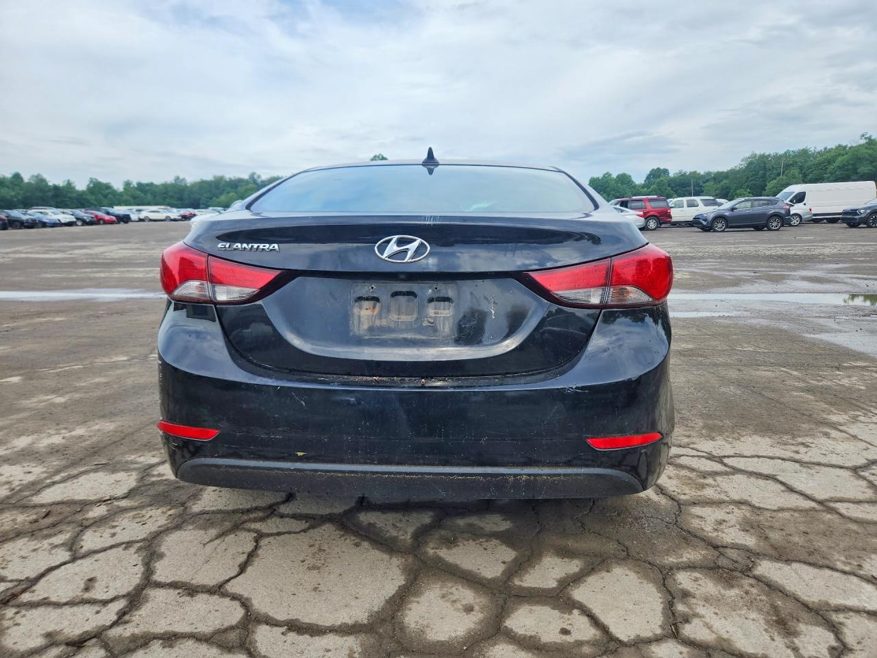 2015 HYUNDAI ELANTRA