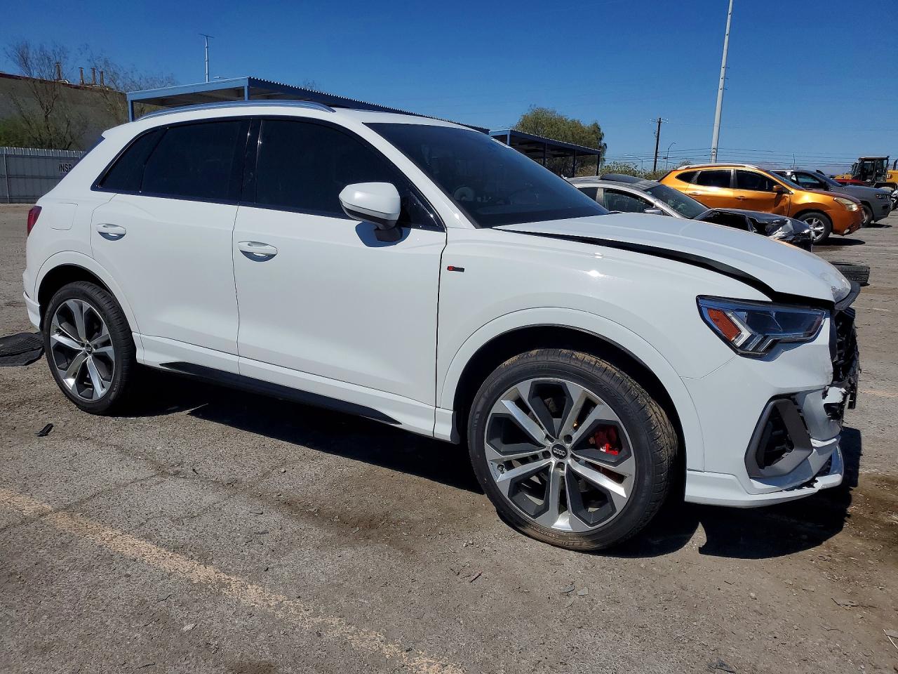 2019 AUDI Q3