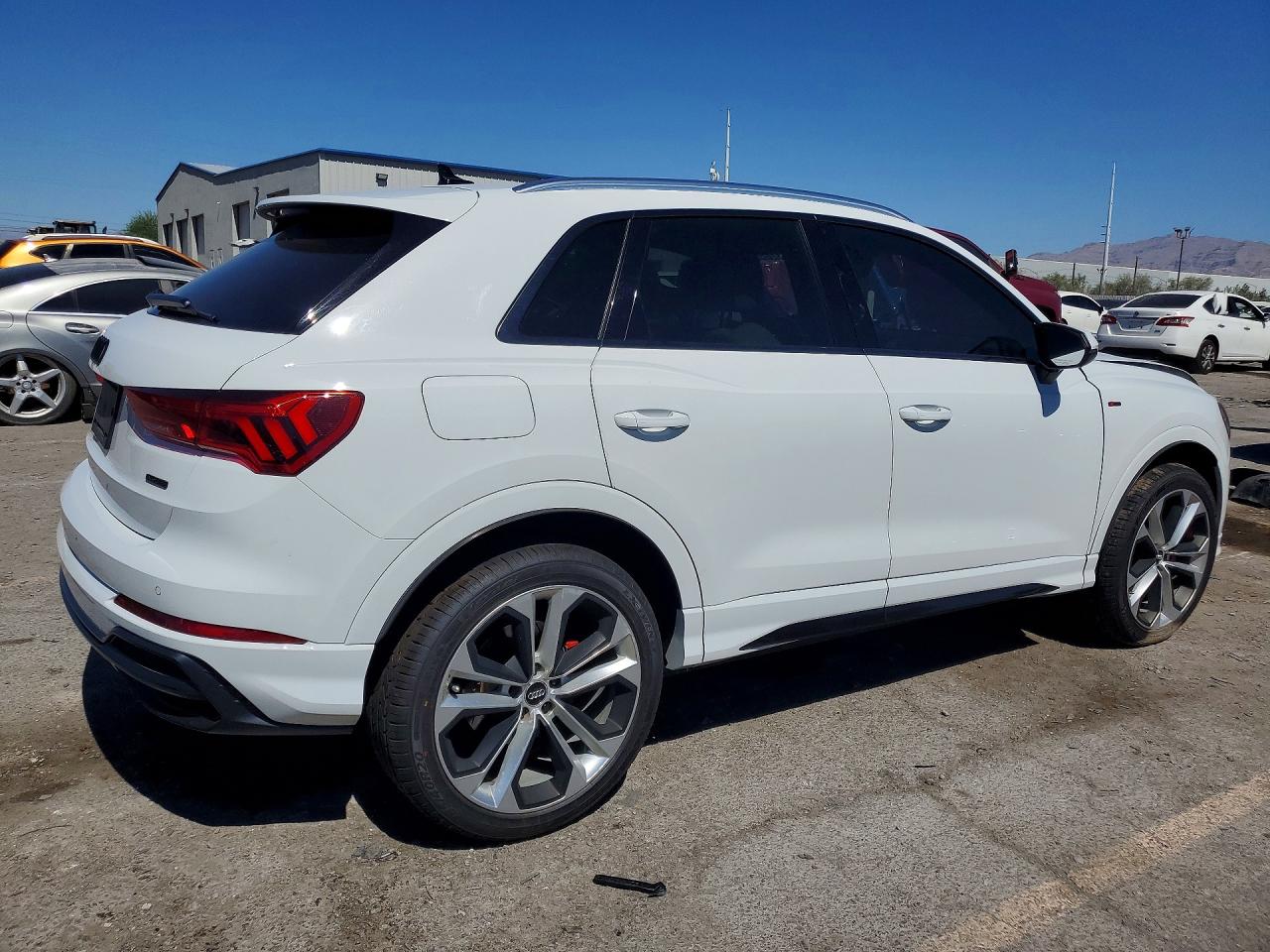 2019 AUDI Q3