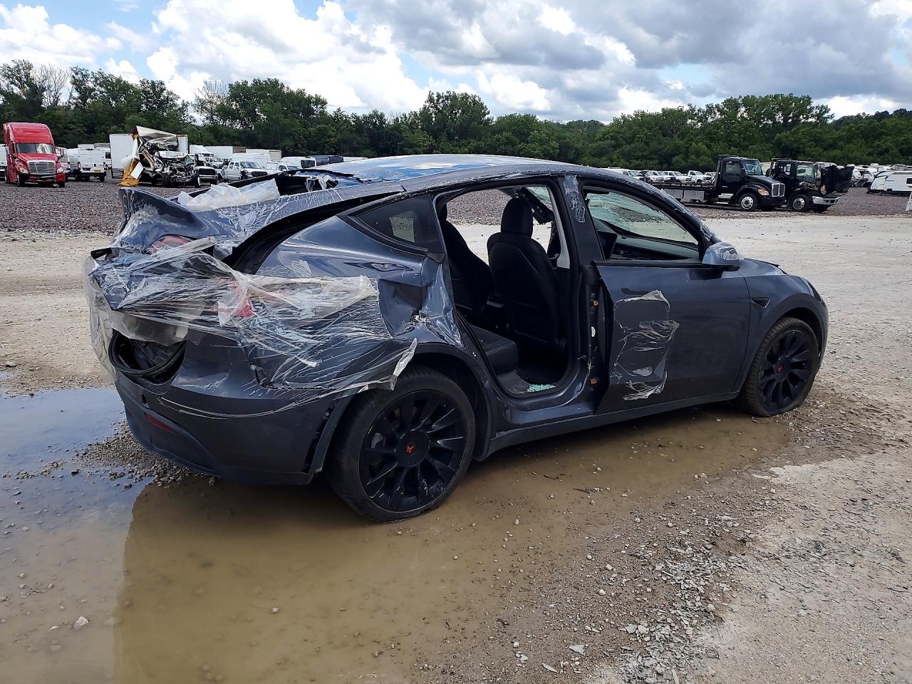2021 TESLA MODEL Y