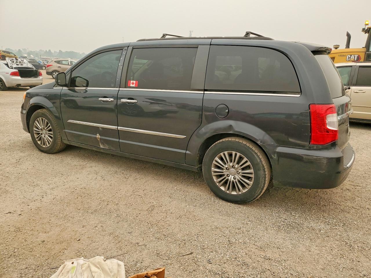 2014 CHRYSLER MINIVAN