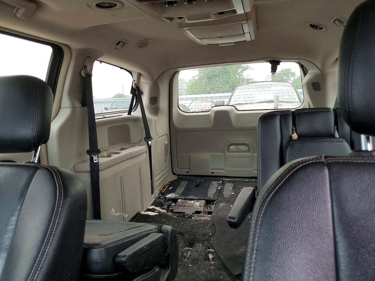 2014 CHRYSLER MINIVAN