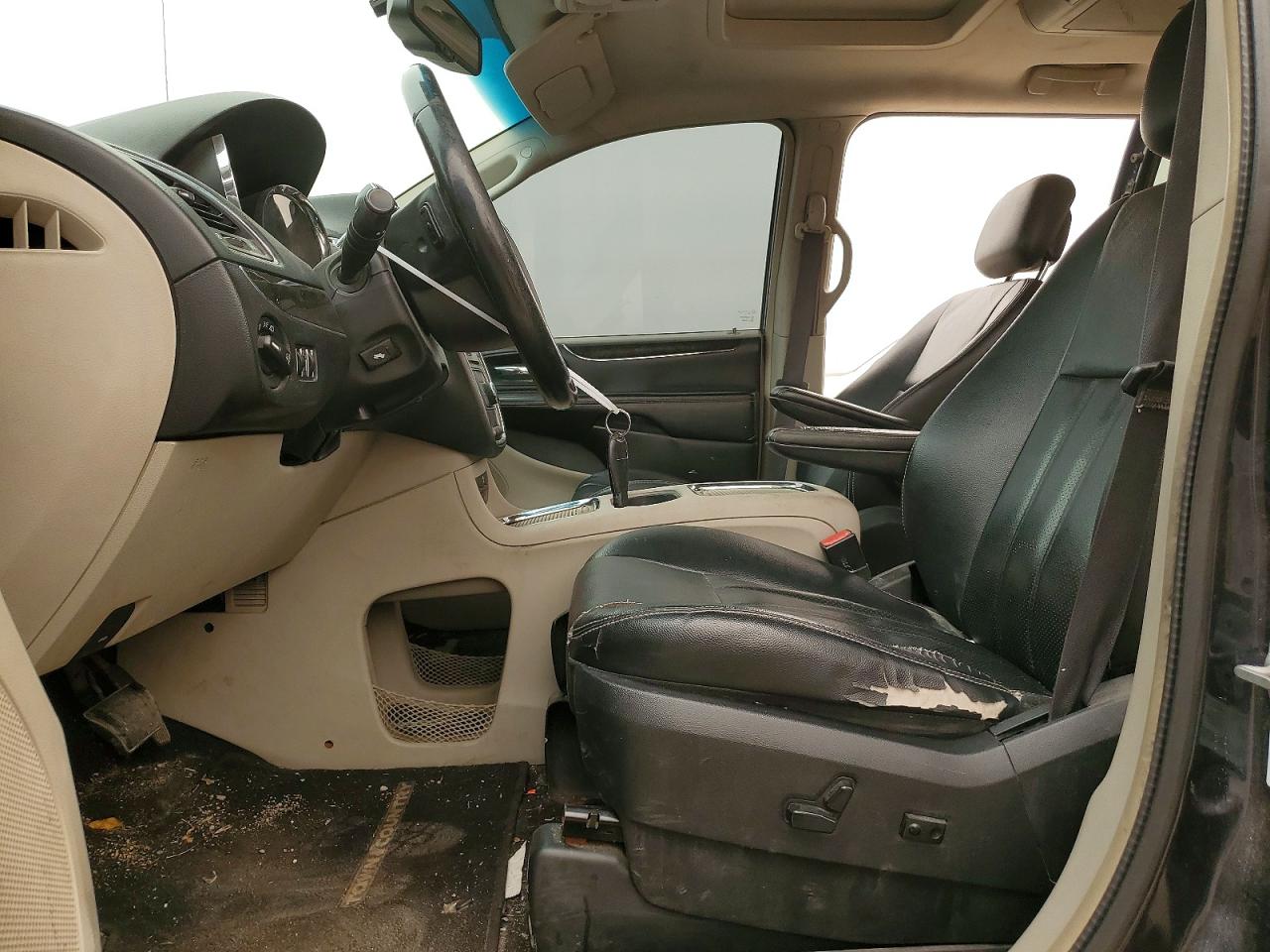 2014 CHRYSLER MINIVAN