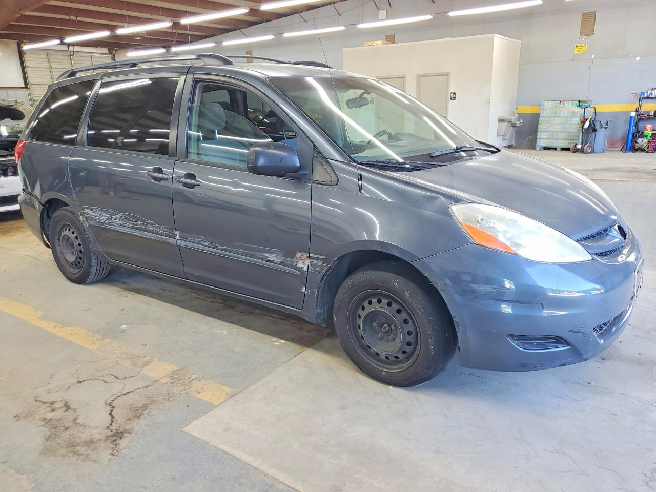 2006 TOYOTA SIENNA