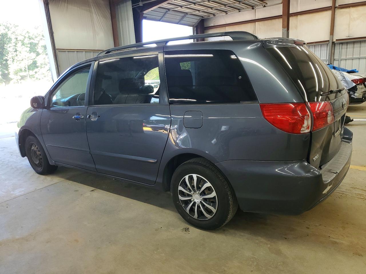 2006 TOYOTA SIENNA