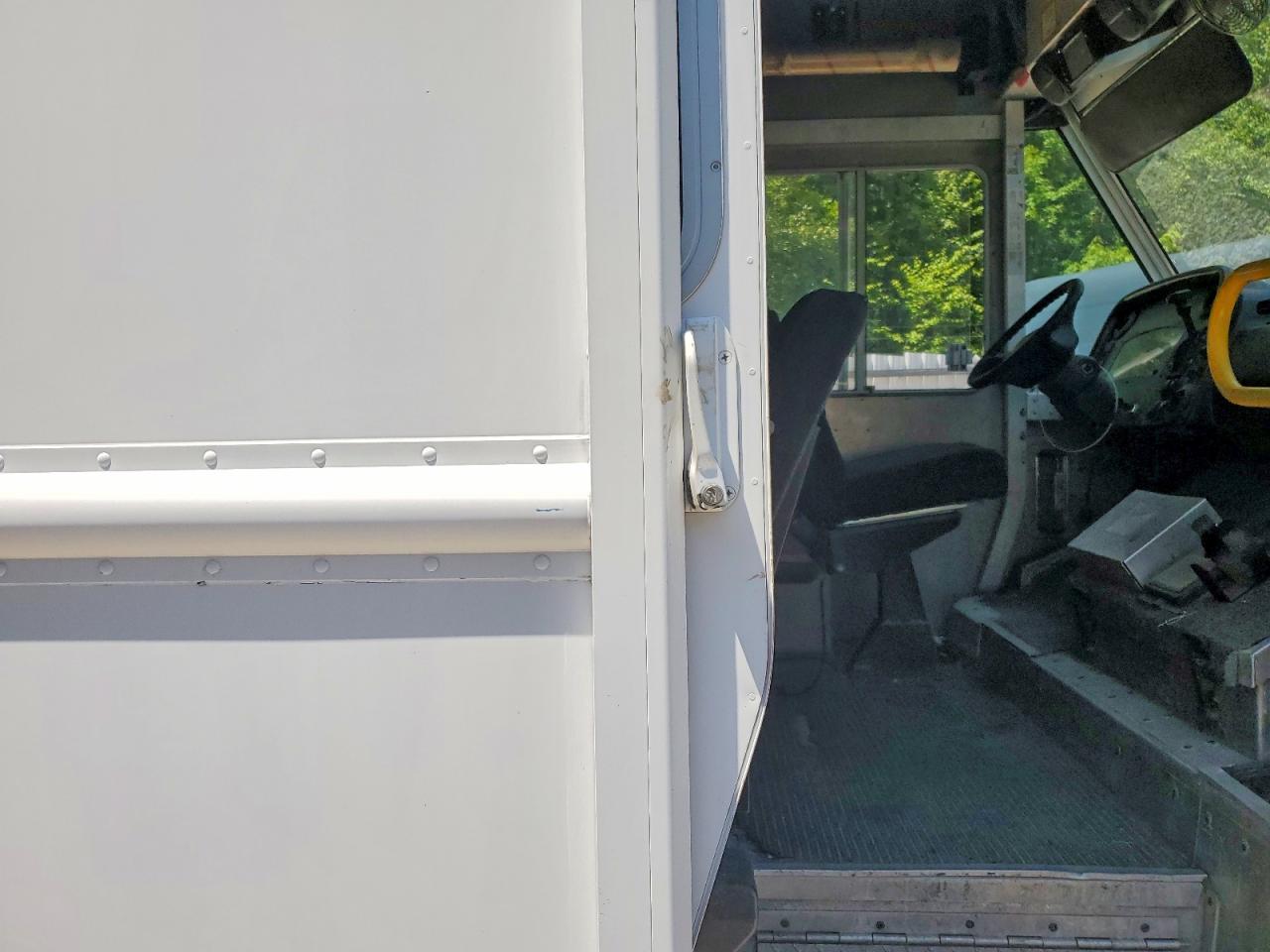 2012 WORKHORSE CUSTOM CHASSIS ALL OTHER
